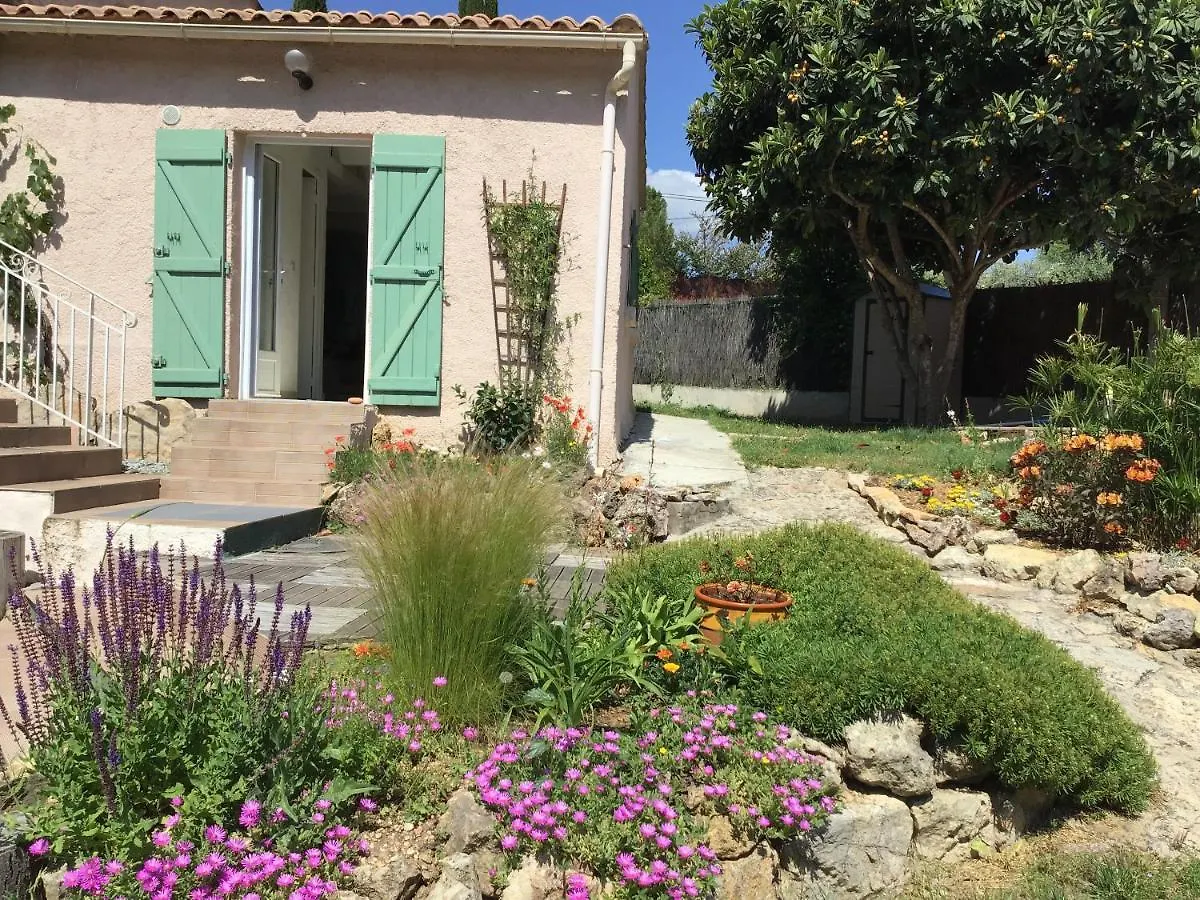 Appartement La Casita - Deux pièces dans jardin à Lorgues 0*,