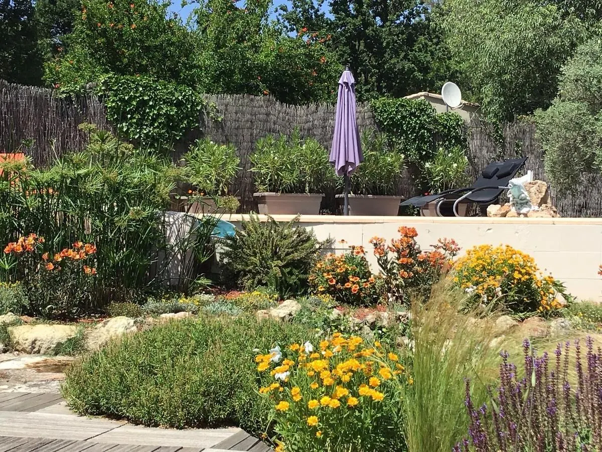 Appartement La Casita - Deux pièces dans jardin à Lorgues France