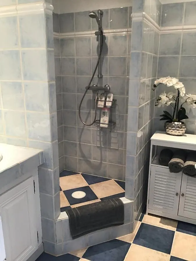 Appartement La Casita - Deux pièces dans jardin à Lorgues Séjour chez l'habitant